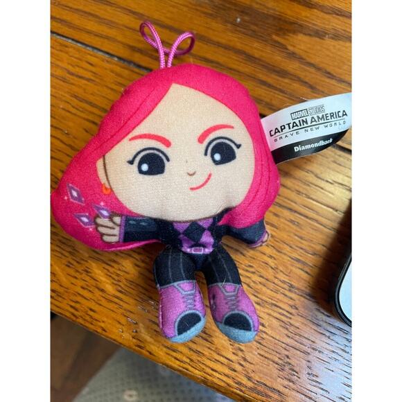 Marvel Studios plush Captain America: brave New World collectible - Picture 1 of 4